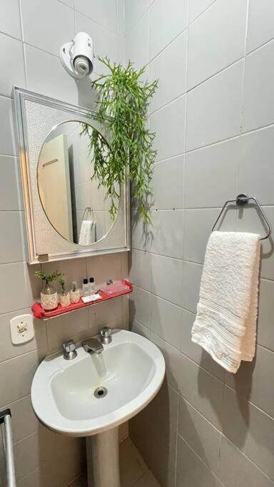 Apartamento A 11 Minutos Da Entre Copa & Ipa 228 Ap304 *
